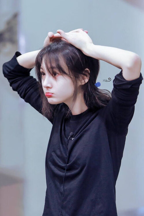 巴黎锋线组合再度打出高效进攻，巴黎锋线组合再度打出高效进攻